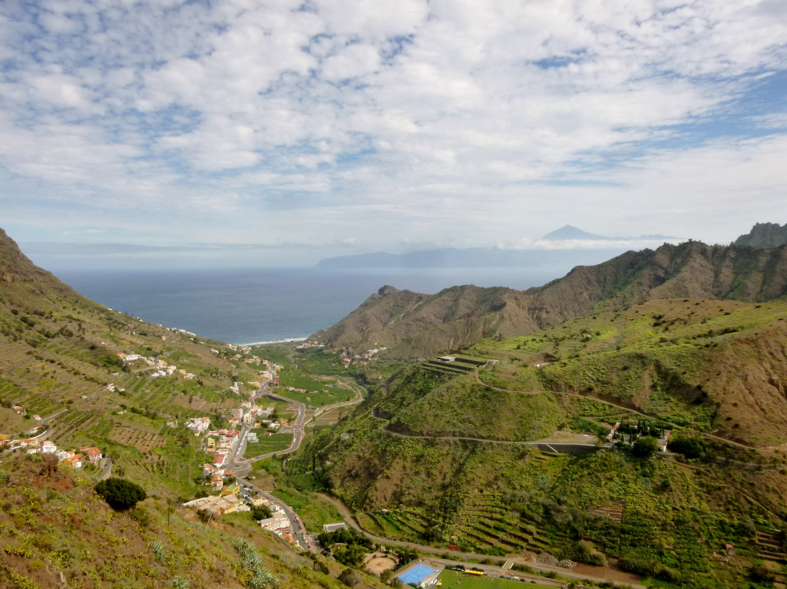 das-tal-von-hermigua-auf-la-gomera.JPG